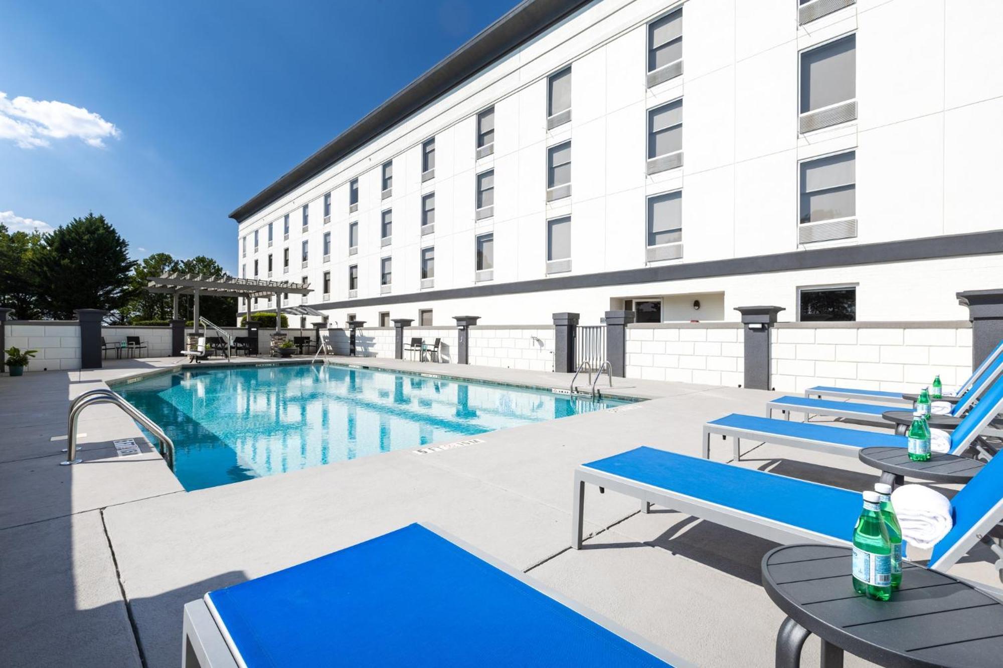 By Ihg Anderson